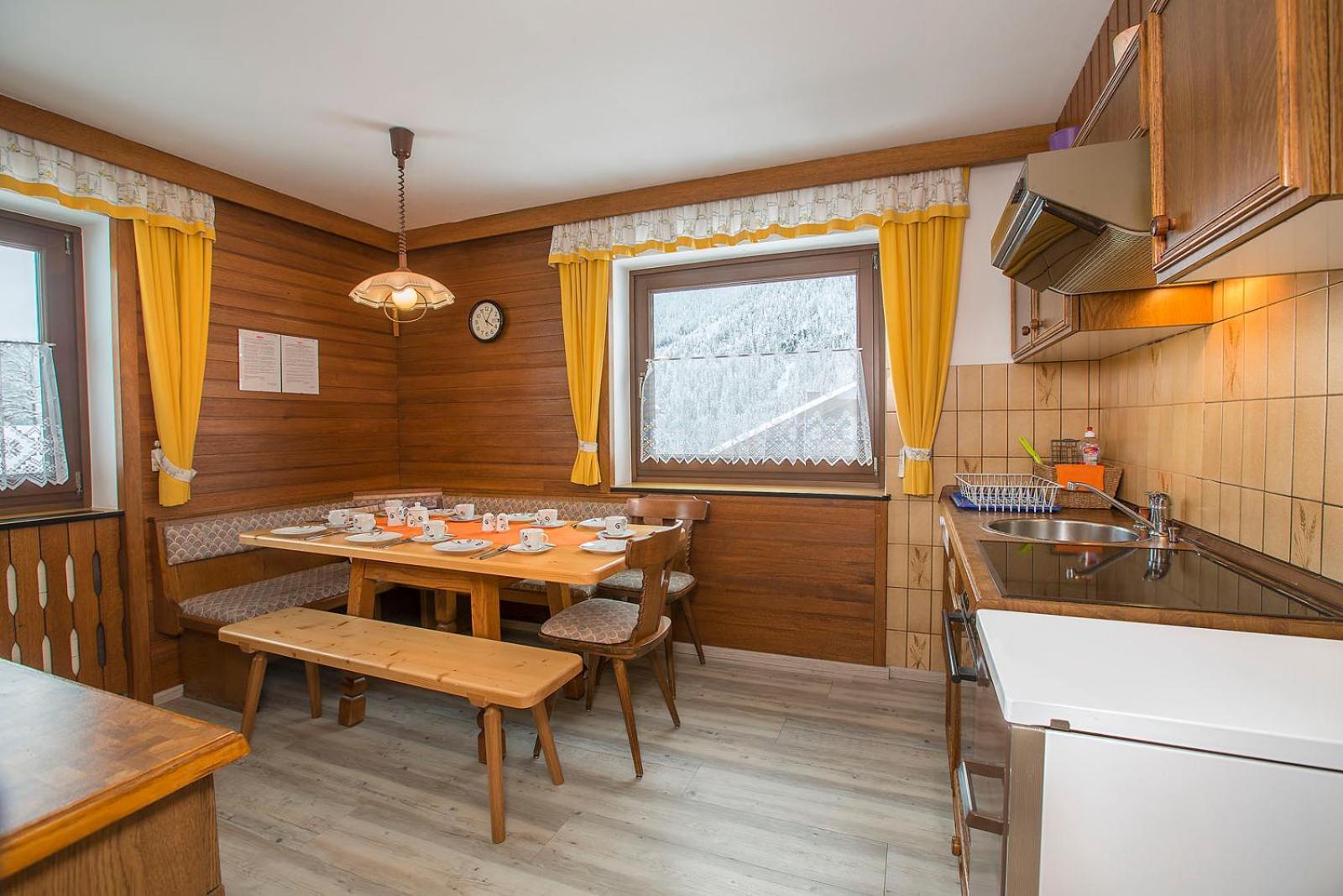 Landhaus Vier Jahreszeiten Кримл Екстериор снимка